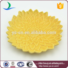 Hot sale beautiful yellow flower design ceramic plates